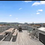 홈스테이 Luxurious Modern In - Eur 4k Expensive Bed And 82